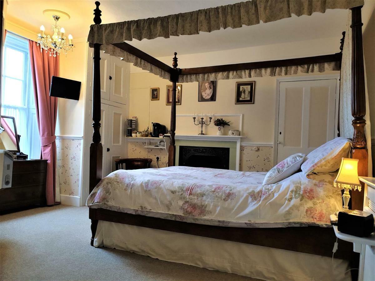 ウィットビー Saint Hilda'S House Bed & Breakfast エクステリア 写真